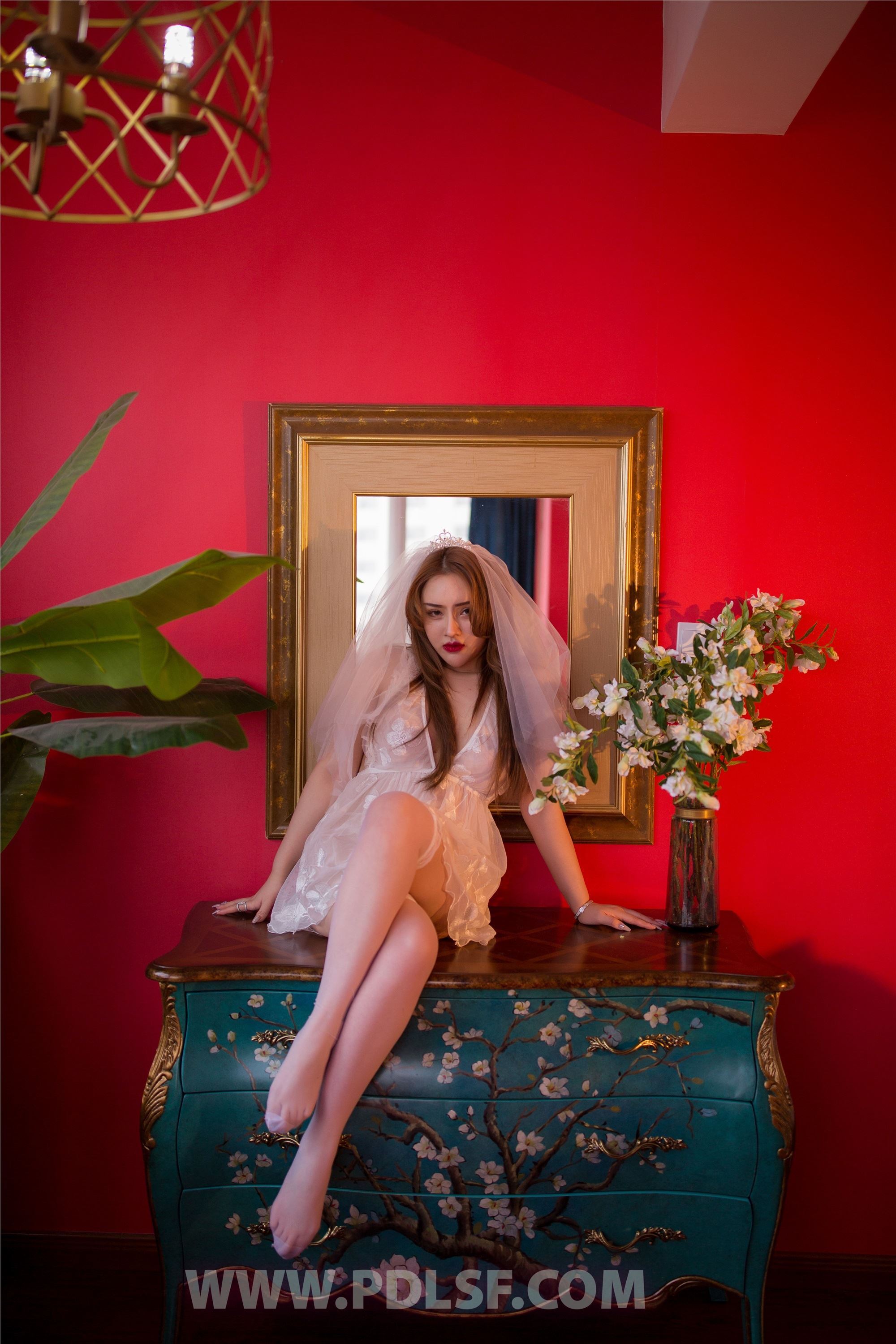 PDL潘多拉  2020.06.09 NO.298 新疆妹纸